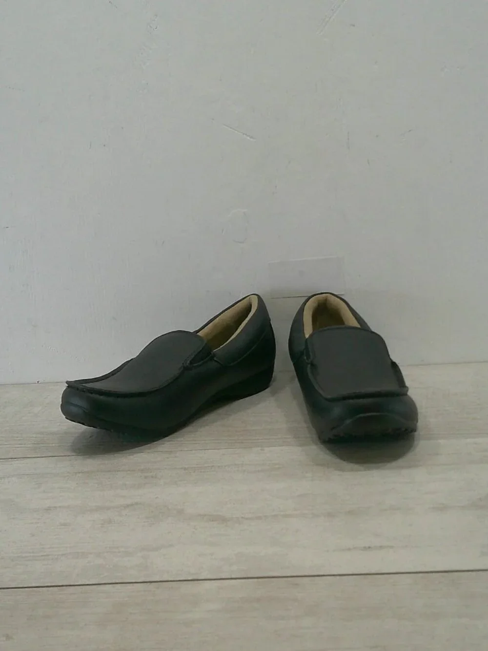 The Children's Place Black Leather Loafers Slip On Dress Shoes Boys Size 5 | NWT